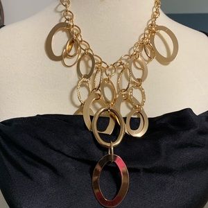 A Gold Spell - Gold linked necklace